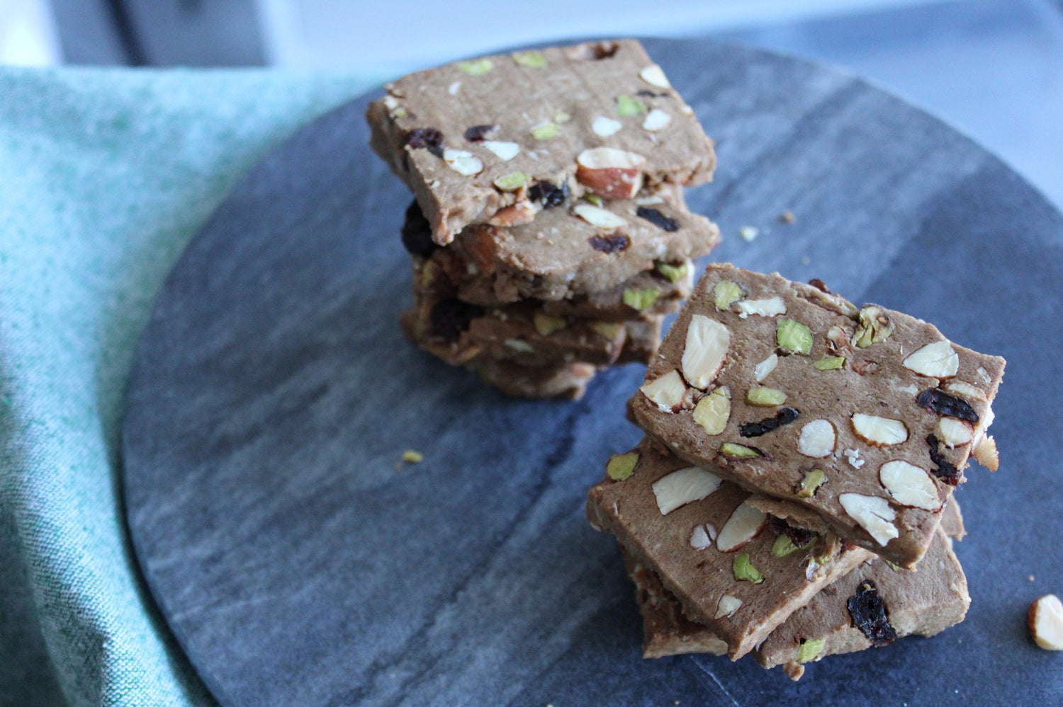 Badem & Kuru Vişne Kıtırları